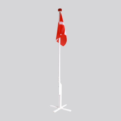 Små træflagstænger
